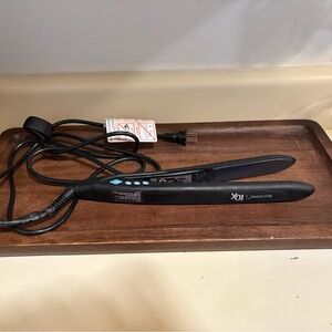 Bio Ionic Black Hair Straightener